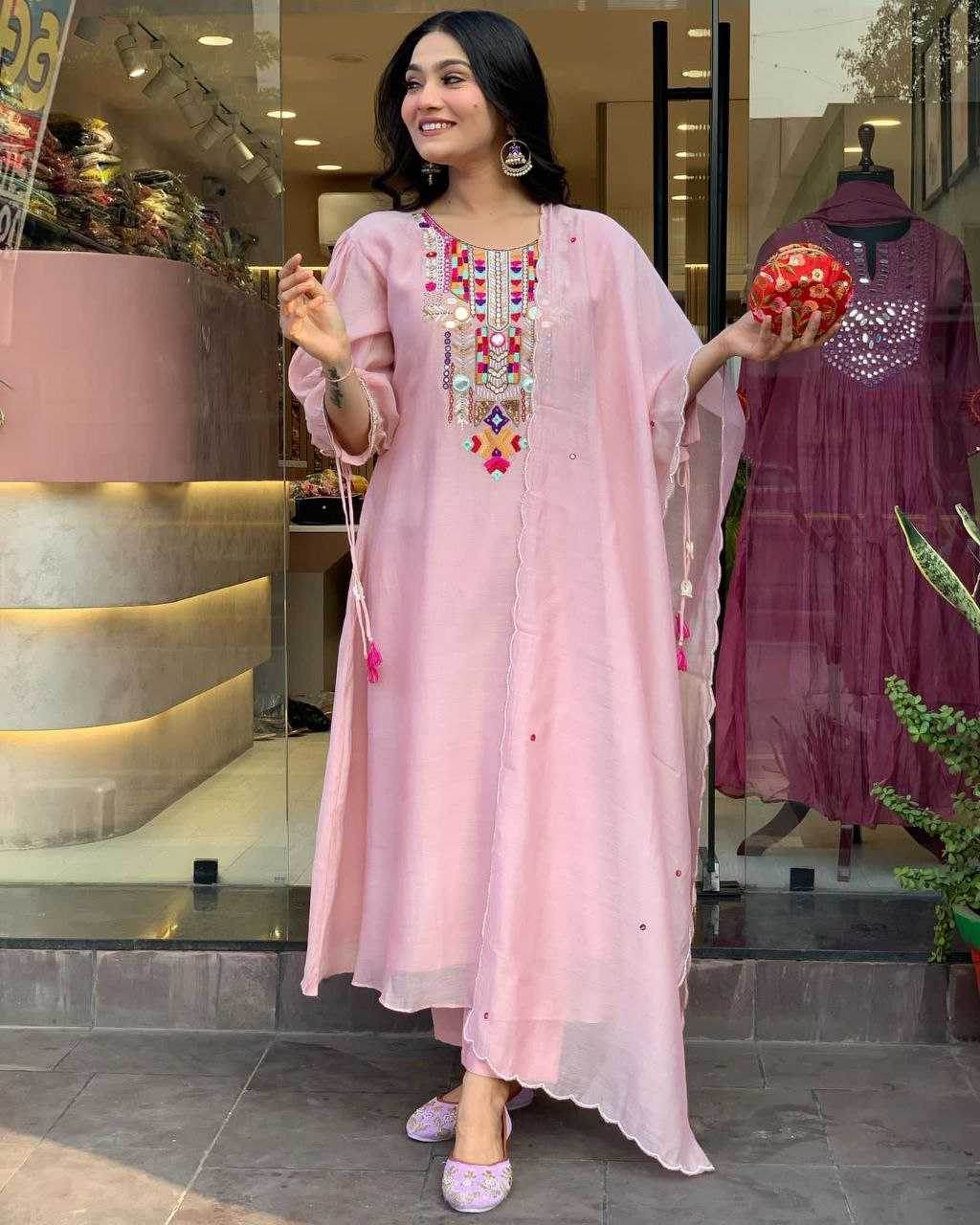 Chanderi Silk Kurti Bottom With Dupatta - MYLUXURY LANE ENTERPRISE